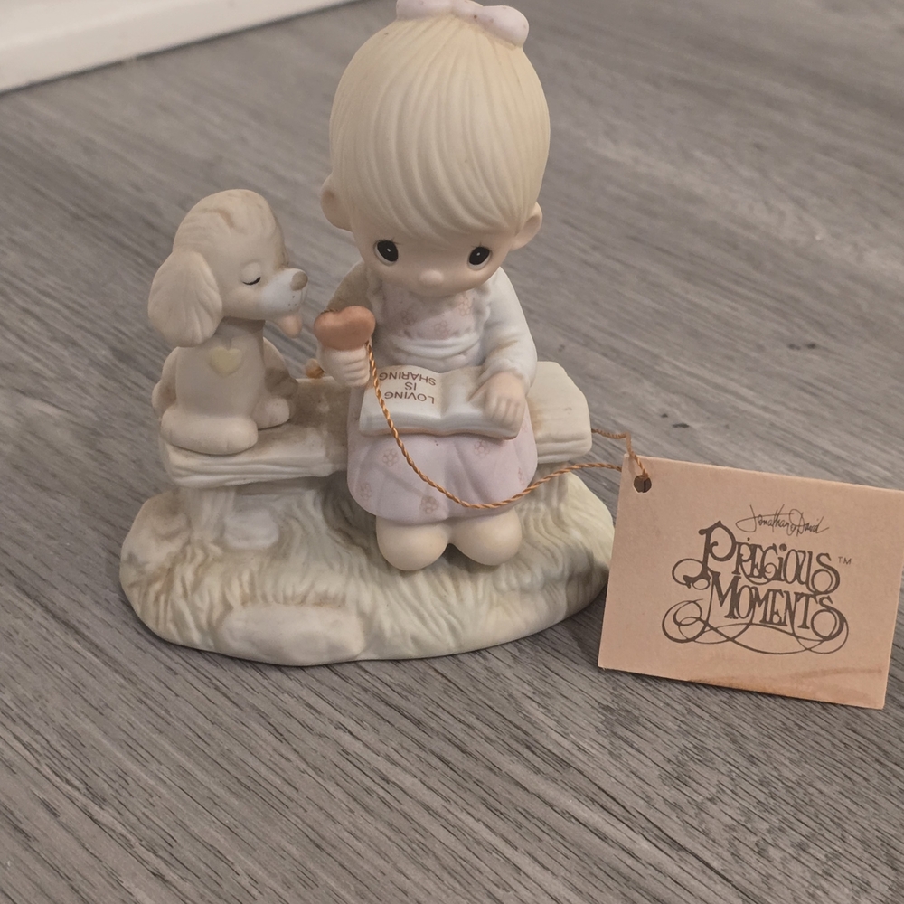 Vtg 1979 Precious Moments "Loving Is Sharing" Girl & Puppy Figurine E-3110/G 